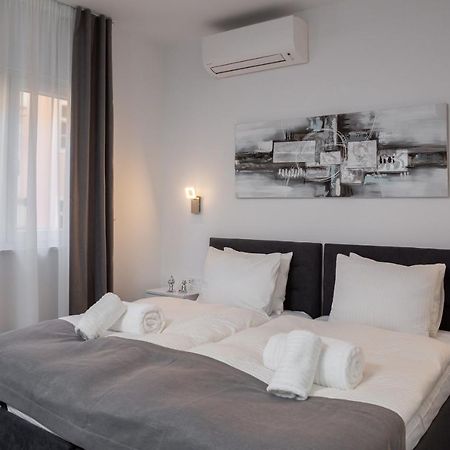 Luxury Studios & Room Five Сплит Екстериор снимка