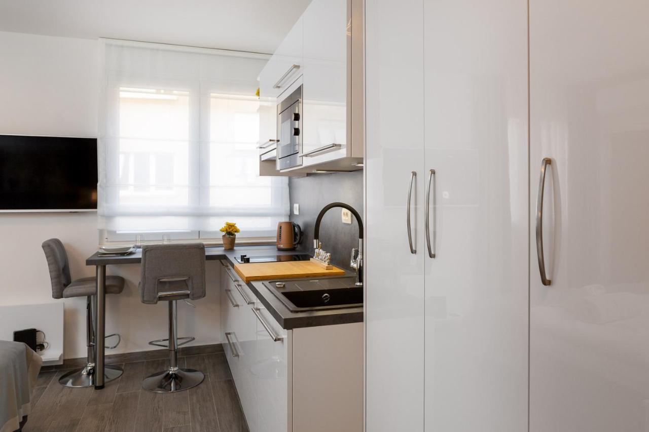 Luxury Studios & Room Five Сплит Екстериор снимка
