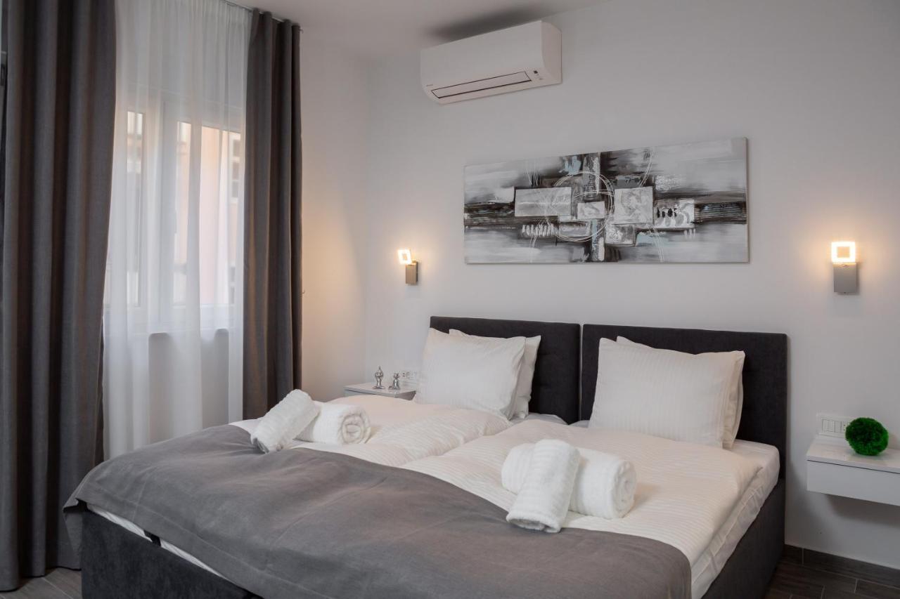 Luxury Studios & Room Five Сплит Екстериор снимка