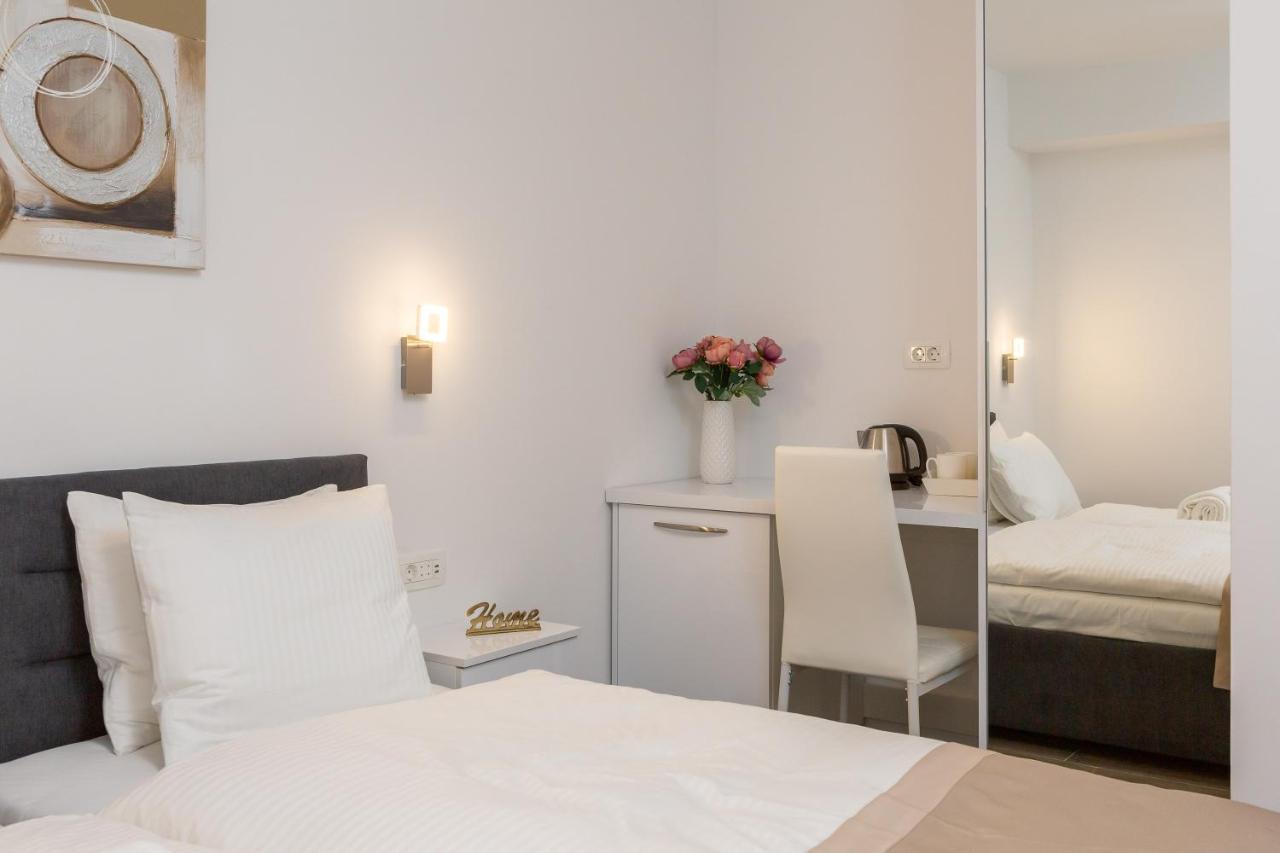 Luxury Studios & Room Five Сплит Екстериор снимка