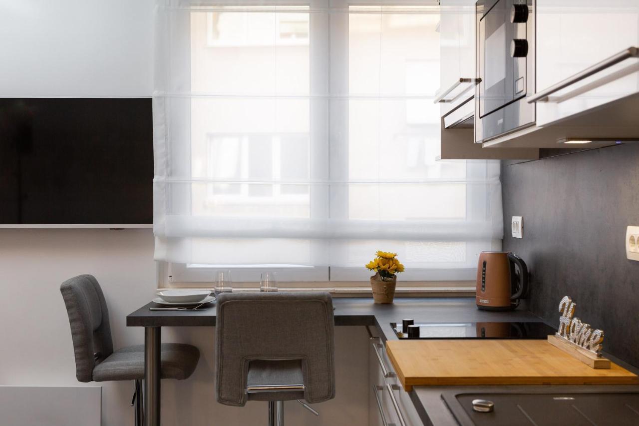 Luxury Studios & Room Five Сплит Екстериор снимка