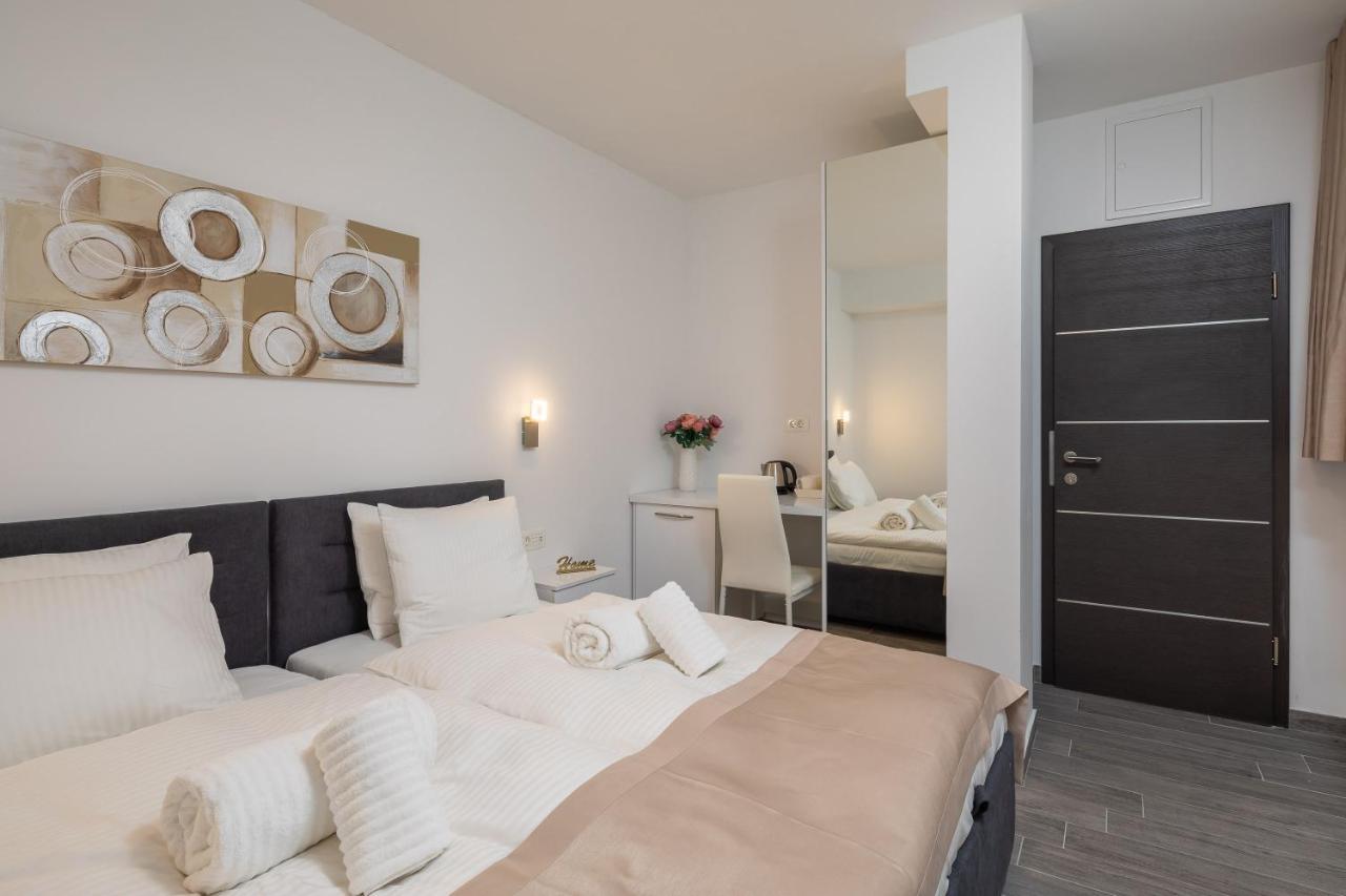 Luxury Studios & Room Five Сплит Екстериор снимка