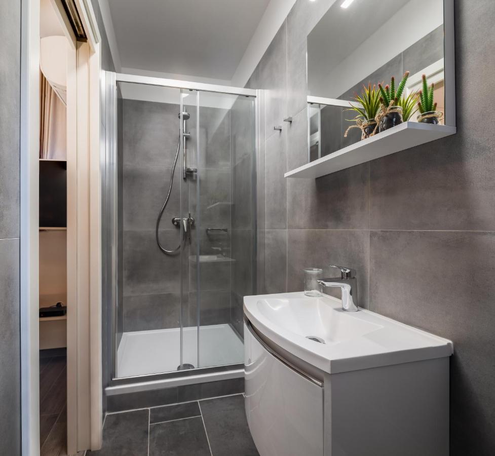 Luxury Studios & Room Five Сплит Екстериор снимка